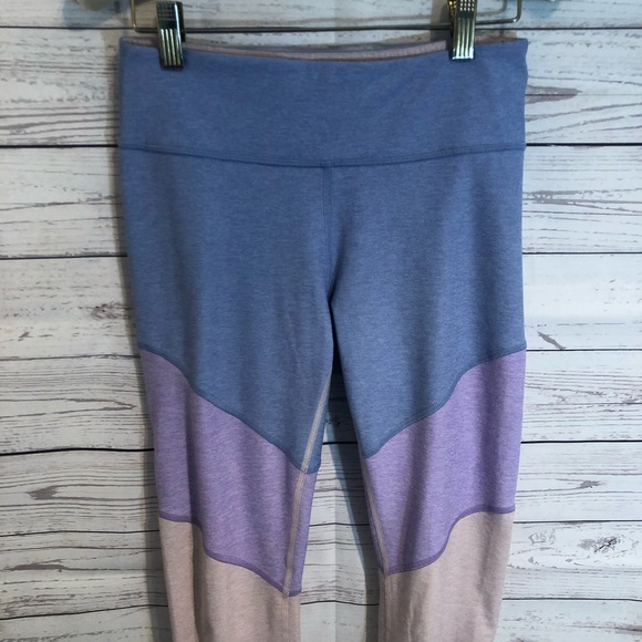 Outdoor Voices Spring 7/8 trio color leggings - Picture 6 of 6